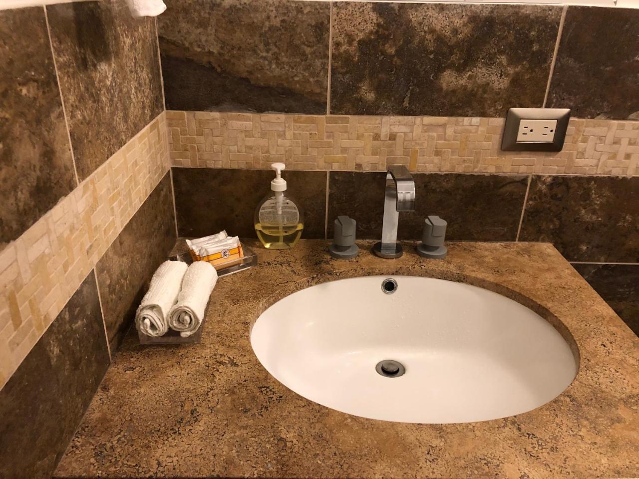 Caihuayna Apart Hotel Паракас Экстерьер фото